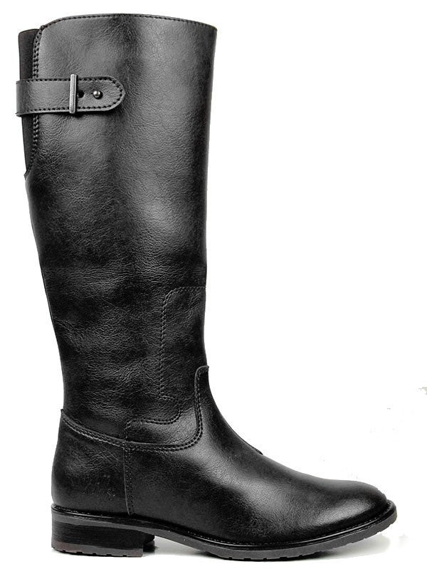 Wide Calf Boots in Canada — The Prep Gal